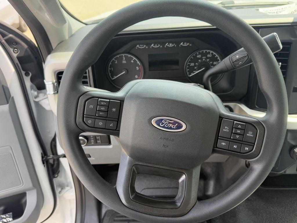 new 2025 Ford F-450 car, priced at $80,978