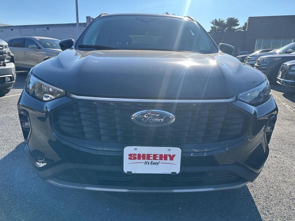 used 2023 Ford Escape car, priced at $27,995