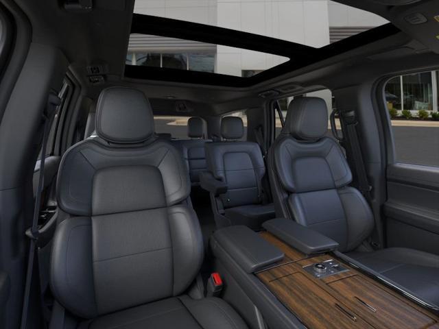 new 2024 Lincoln Navigator car, priced at $97,234