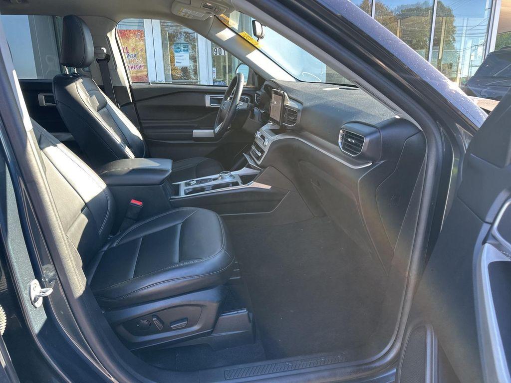used 2022 Ford Explorer car, priced at $28,000