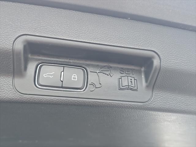 used 2023 Ford Explorer car, priced at $28,500