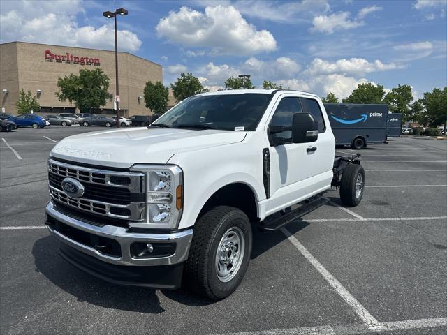 new 2024 Ford F-350 car, priced at $57,435