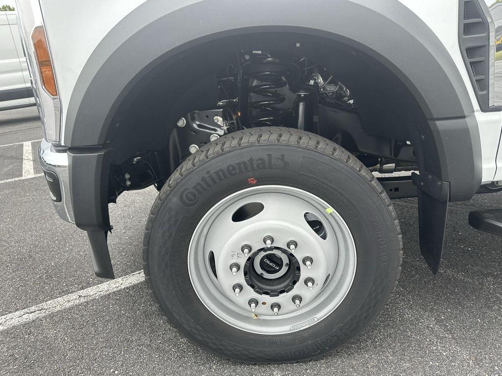 new 2024 Ford F-350 car, priced at $68,900
