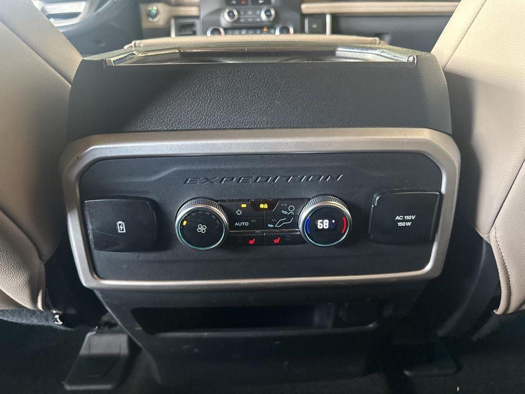 used 2023 Ford Expedition car, priced at $40,500