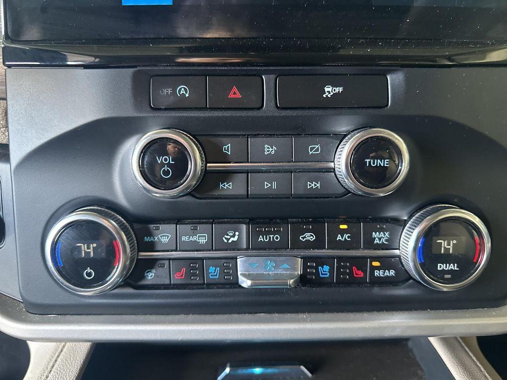 used 2023 Ford Expedition car, priced at $40,500