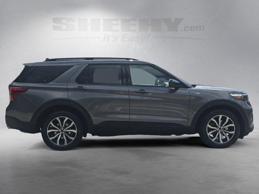used 2022 Ford Explorer car, priced at $30,530