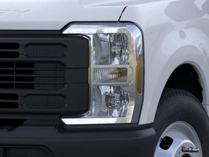 new 2025 Ford F-350 car, priced at $49,781