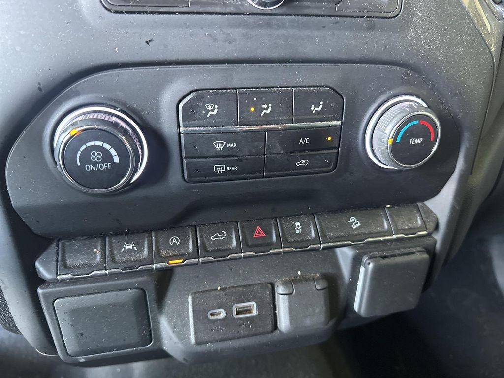 used 2022 Chevrolet Silverado 1500 car, priced at $28,995