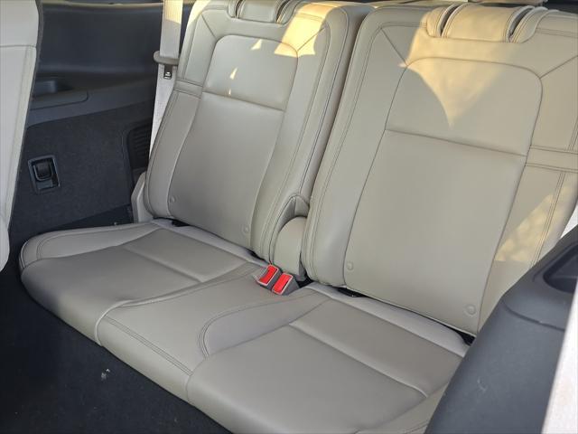 used 2020 Lincoln Aviator car, priced at $38,000