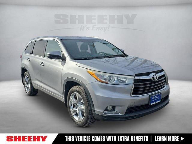 used 2016 Toyota Highlander car, priced at $18,500