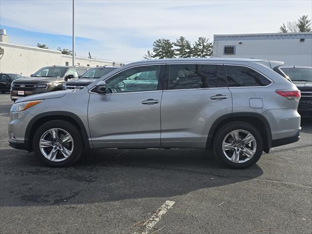 used 2016 Toyota Highlander car, priced at $18,995