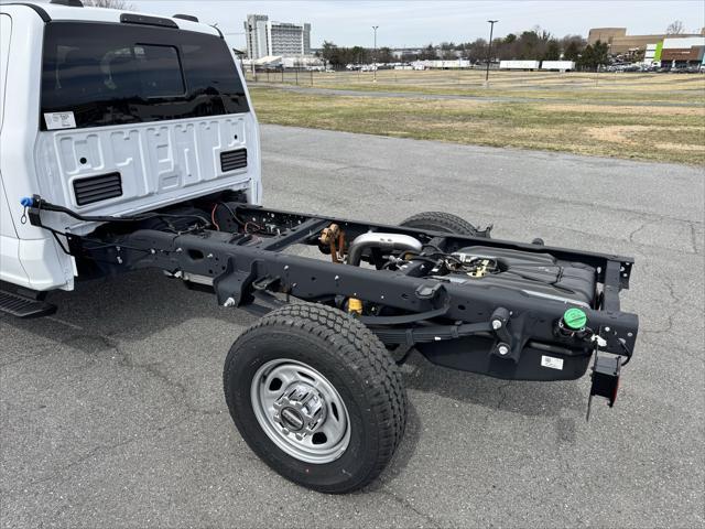 new 2024 Ford F-350 car, priced at $67,330