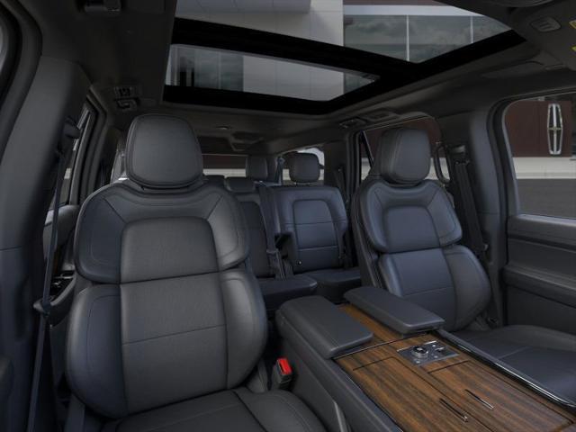 new 2024 Lincoln Navigator car, priced at $89,770