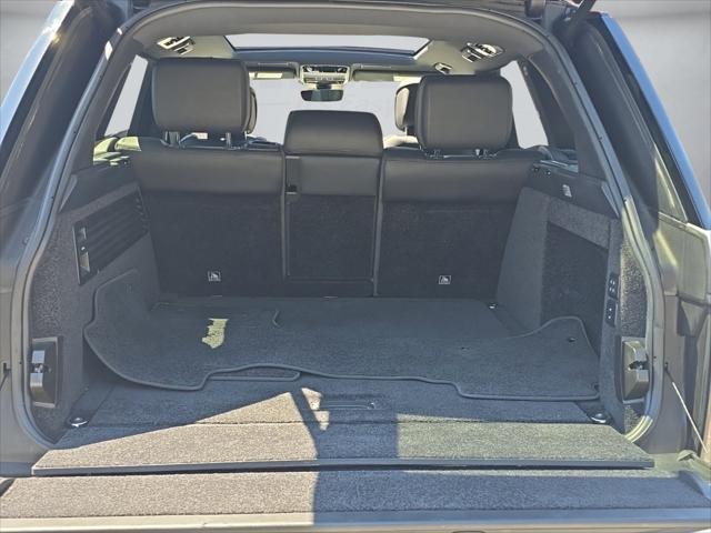 used 2022 Land Rover Range Rover car, priced at $55,000