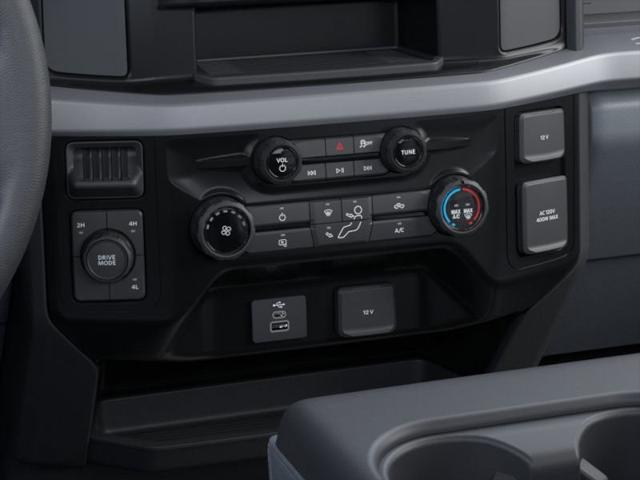 new 2025 Ford F-450 car, priced at $81,900
