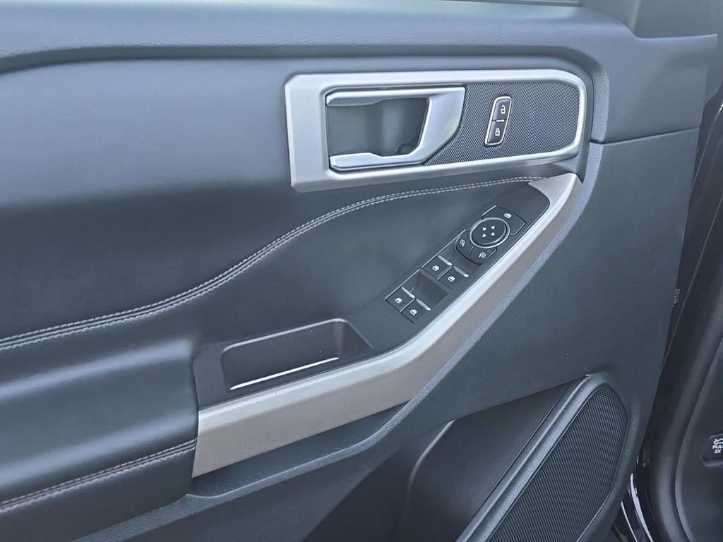 used 2023 Ford Explorer car, priced at $31,000