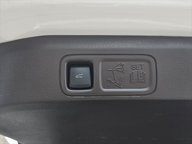 used 2022 Ford Expedition car, priced at $59,000