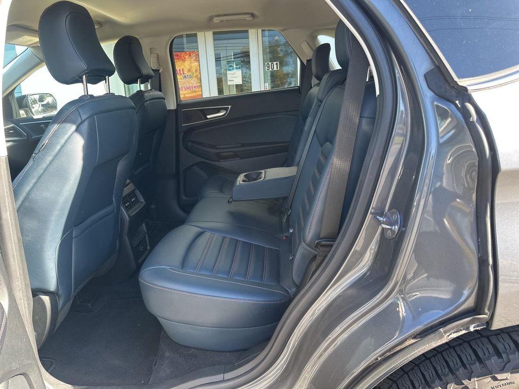 used 2022 Ford Edge car, priced at $26,000