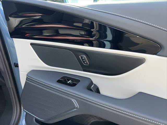 new 2025 Lincoln Nautilus car, priced at $51,969