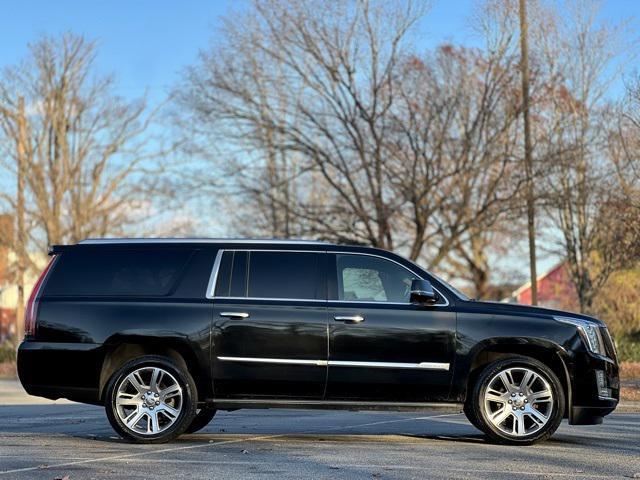 used 2016 Cadillac Escalade ESV car, priced at $20,475