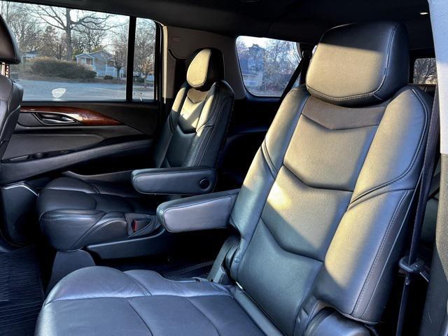used 2016 Cadillac Escalade ESV car, priced at $20,475