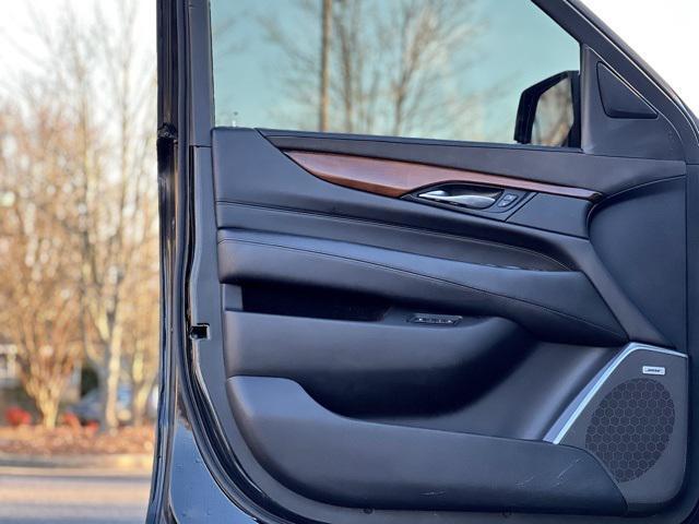 used 2016 Cadillac Escalade ESV car, priced at $20,475