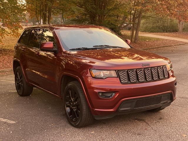 used 2017 Jeep Grand Cherokee car, priced at $14,975