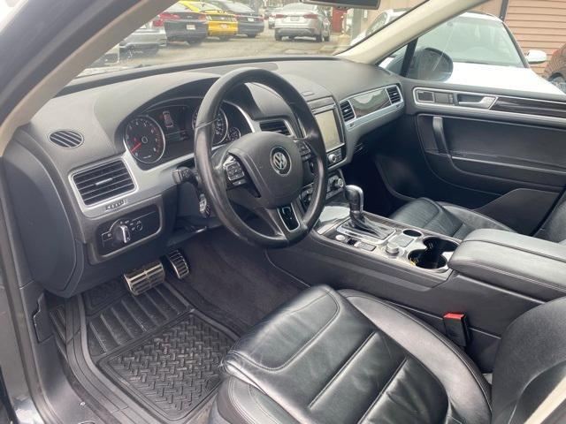used 2015 Volkswagen Touareg car, priced at $12,975