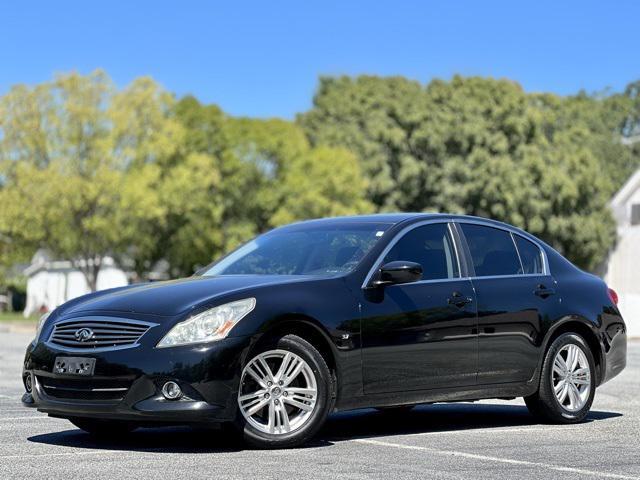 used 2015 INFINITI Q40 car, priced at $9,475
