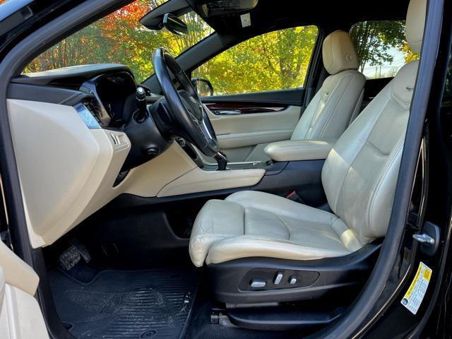 used 2017 Cadillac XT5 car, priced at $14,475