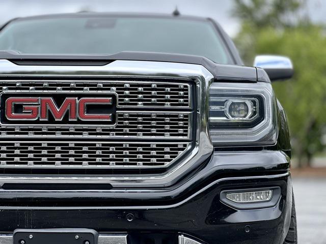 used 2018 GMC Sierra 1500 car, priced at $21,975
