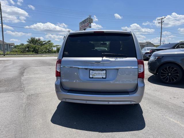 used 2014 Chrysler Town & Country car, priced at $8,475