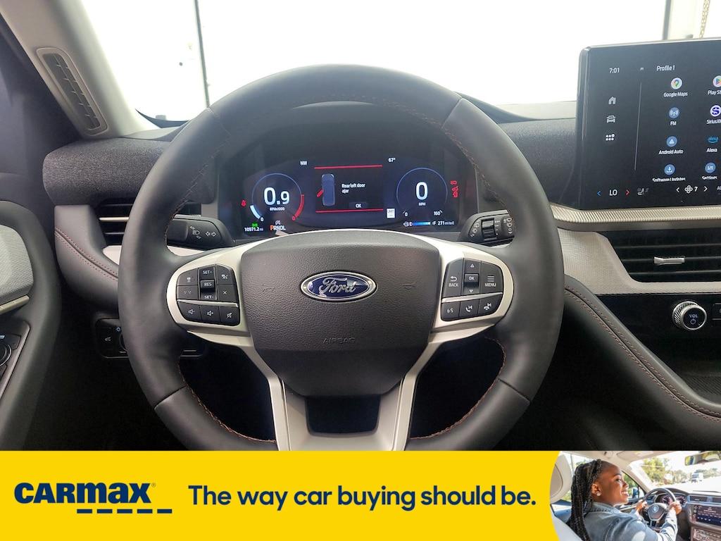 used 2025 Ford Explorer car, priced at $41,998