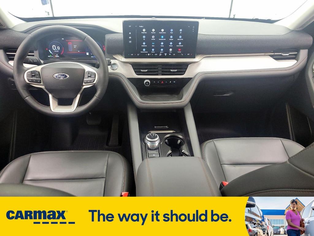 used 2025 Ford Explorer car, priced at $41,998