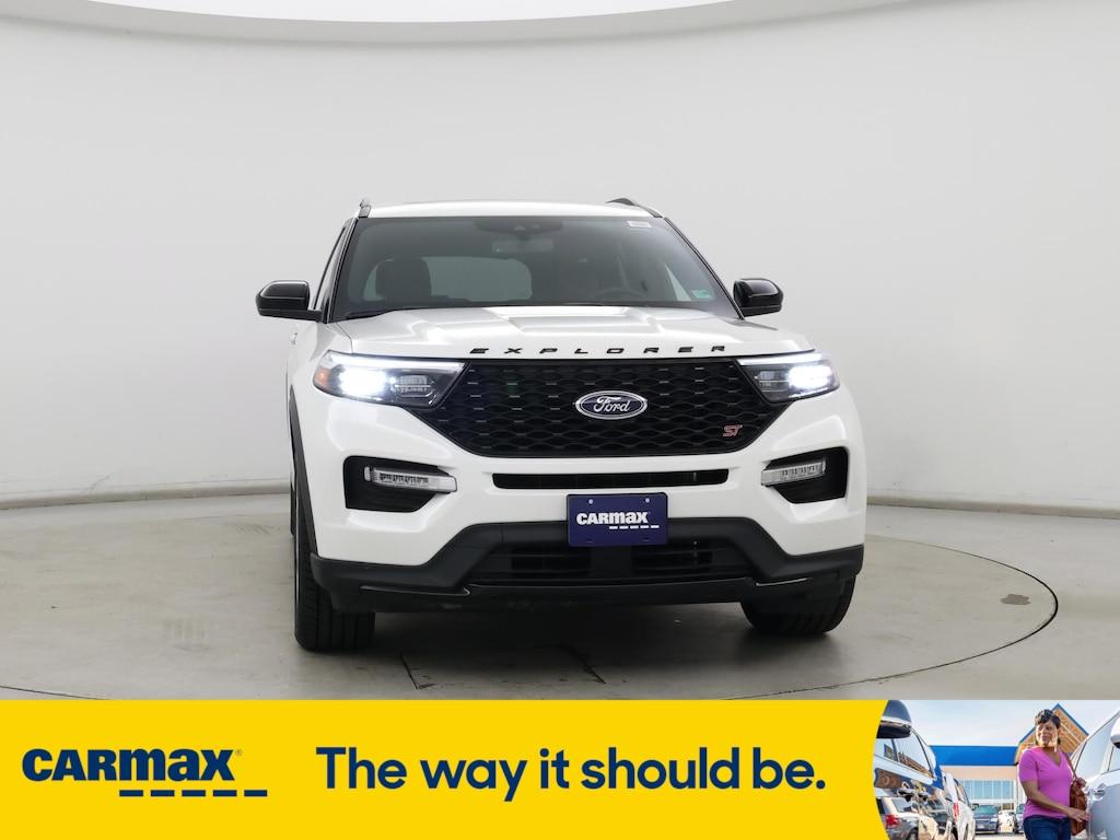 used 2023 Ford Explorer car, priced at $45,998