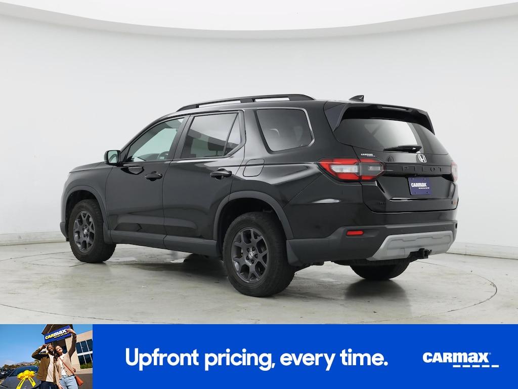 used 2024 Honda Pilot car, priced at $40,998