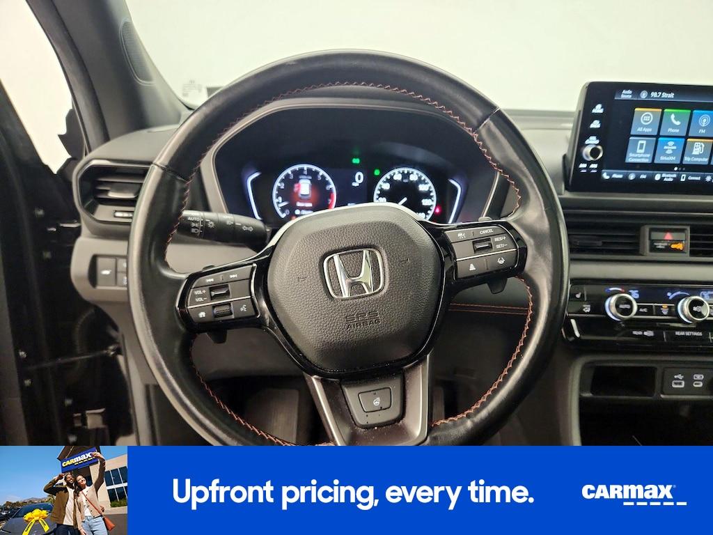 used 2024 Honda Pilot car, priced at $40,998