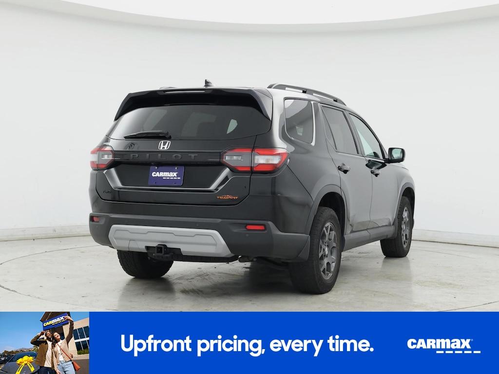 used 2024 Honda Pilot car, priced at $40,998