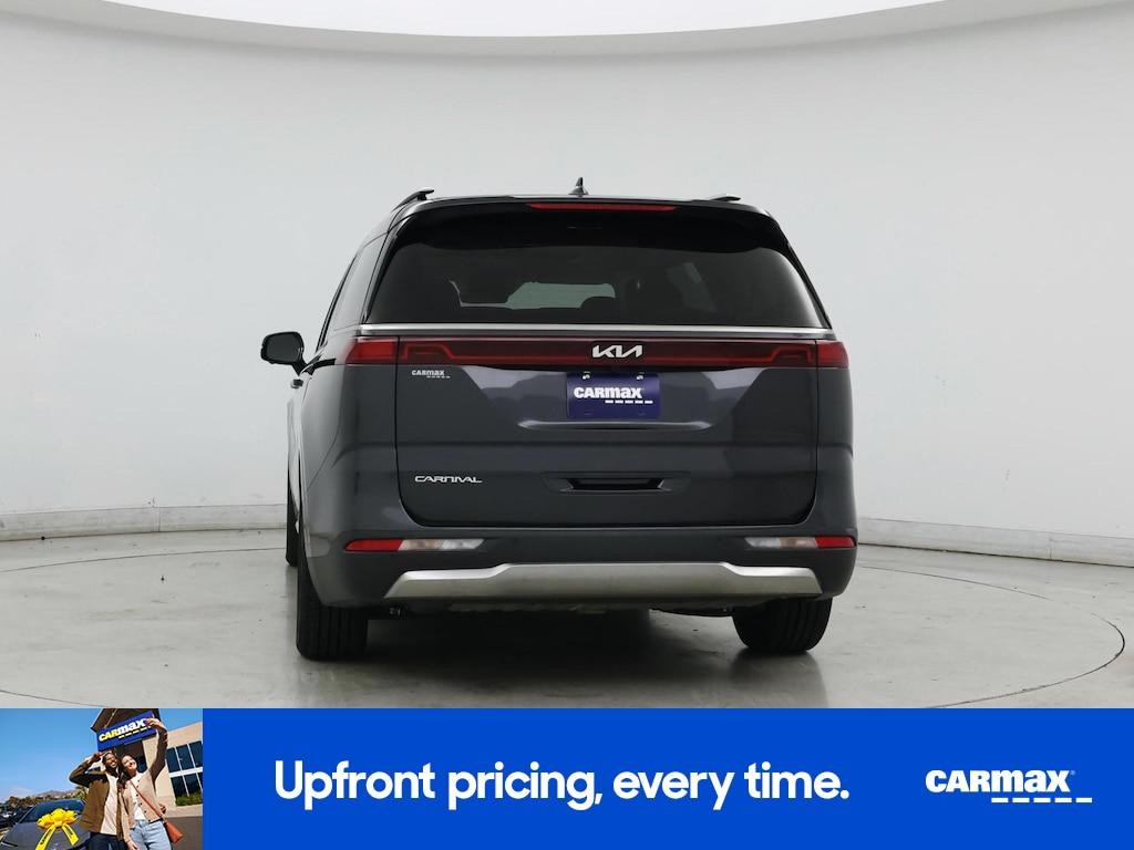 used 2023 Kia Carnival car, priced at $41,998