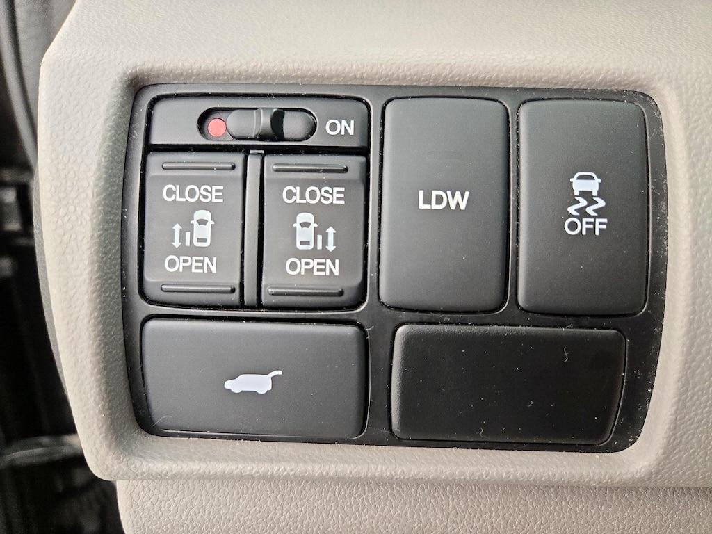 used 2015 Honda Odyssey car, priced at $18,998