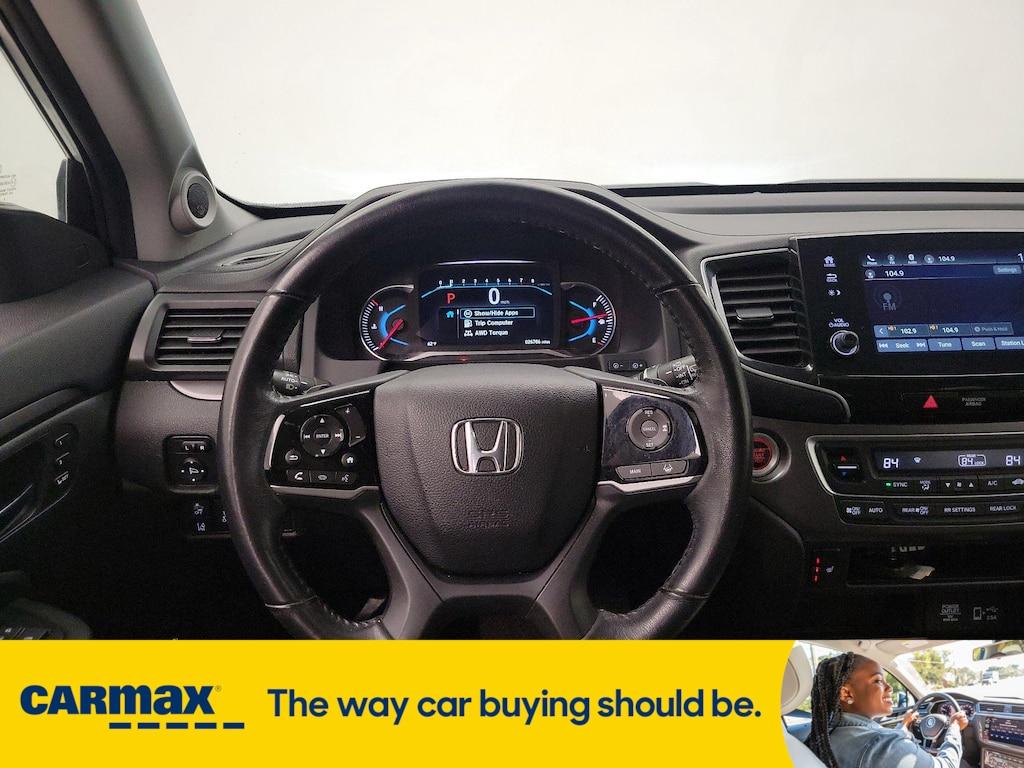 used 2021 Honda Pilot car, priced at $31,998
