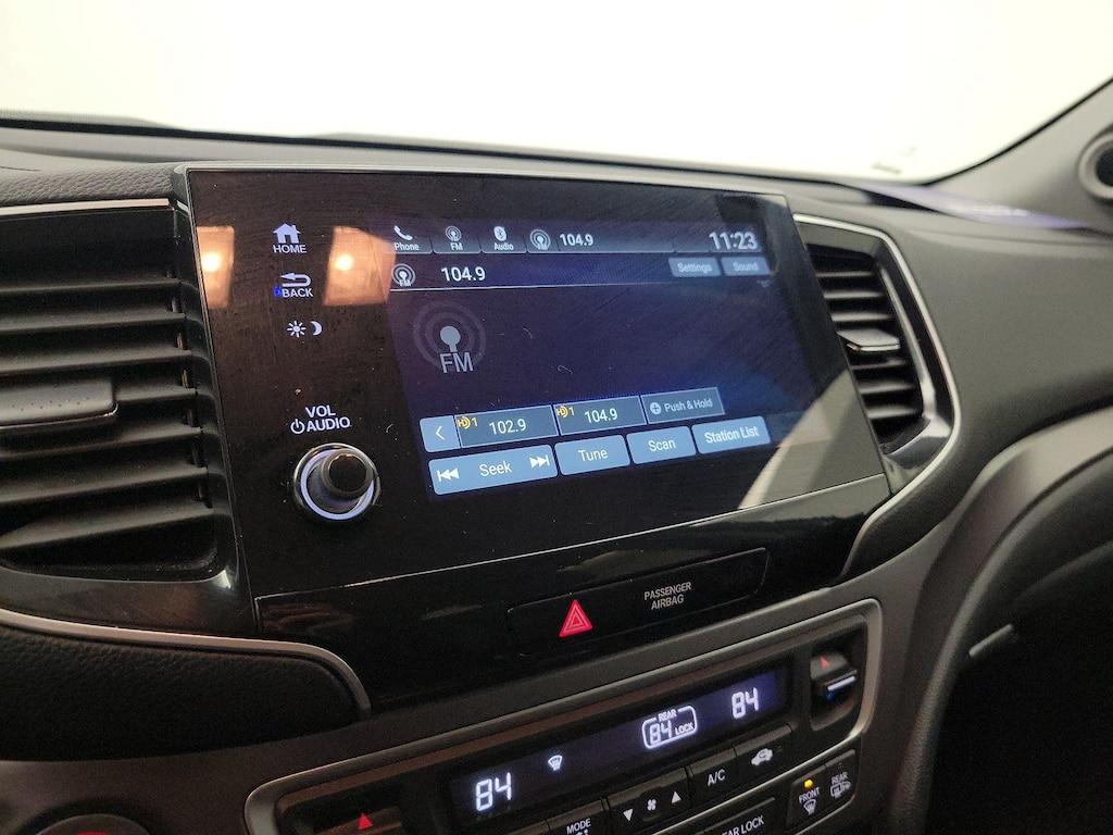 used 2021 Honda Pilot car, priced at $31,998