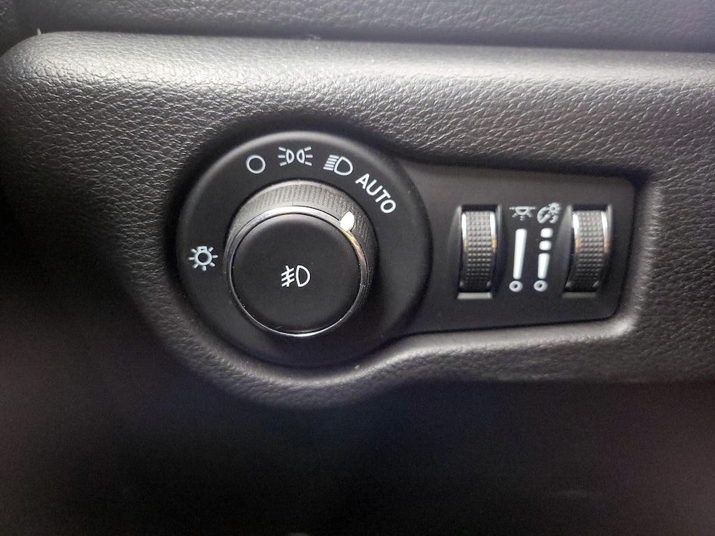 used 2022 Chrysler Pacifica Hybrid car, priced at $25,998