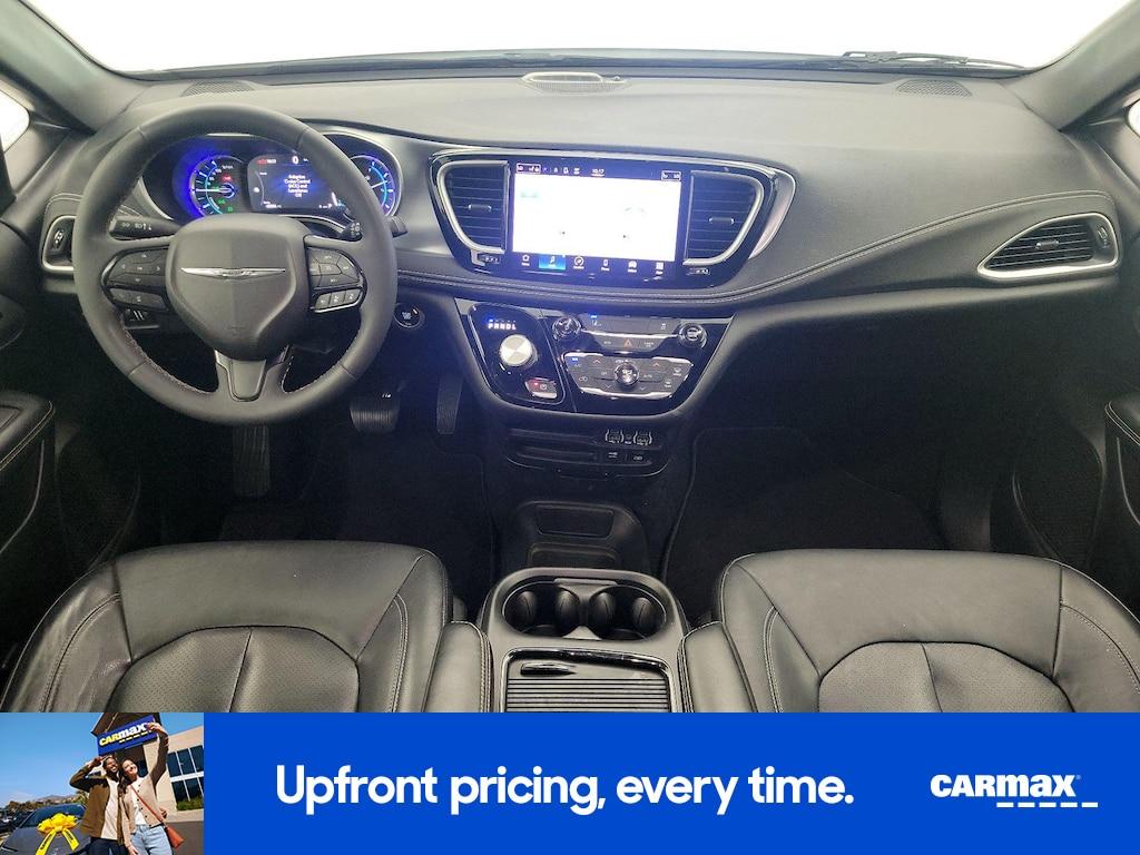 used 2022 Chrysler Pacifica Hybrid car, priced at $25,998