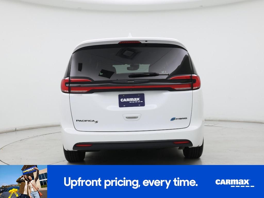 used 2022 Chrysler Pacifica Hybrid car, priced at $25,998