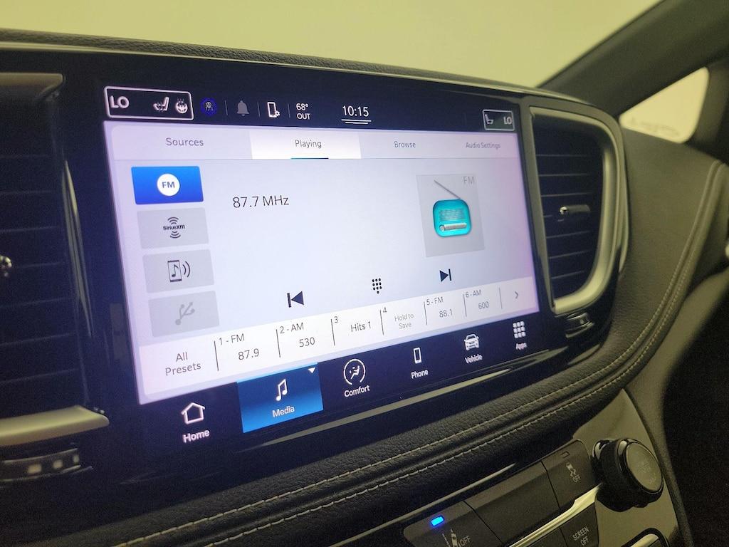 used 2022 Chrysler Pacifica Hybrid car, priced at $25,998