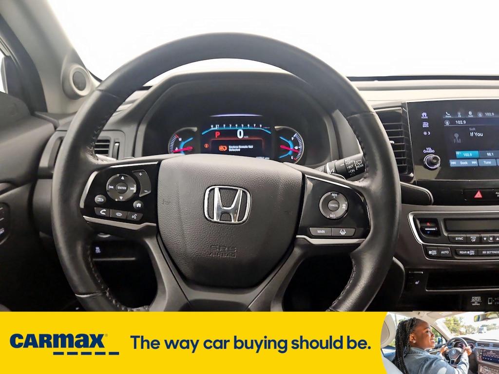 used 2022 Honda Pilot car, priced at $34,998