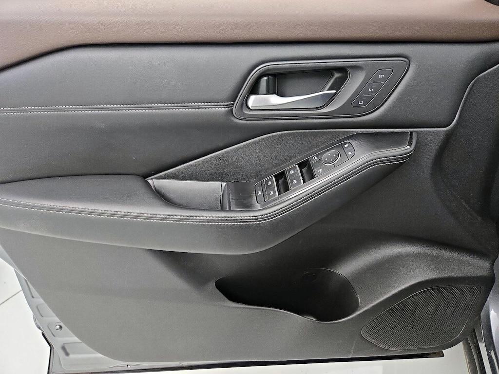 used 2023 Nissan Rogue car, priced at $25,998