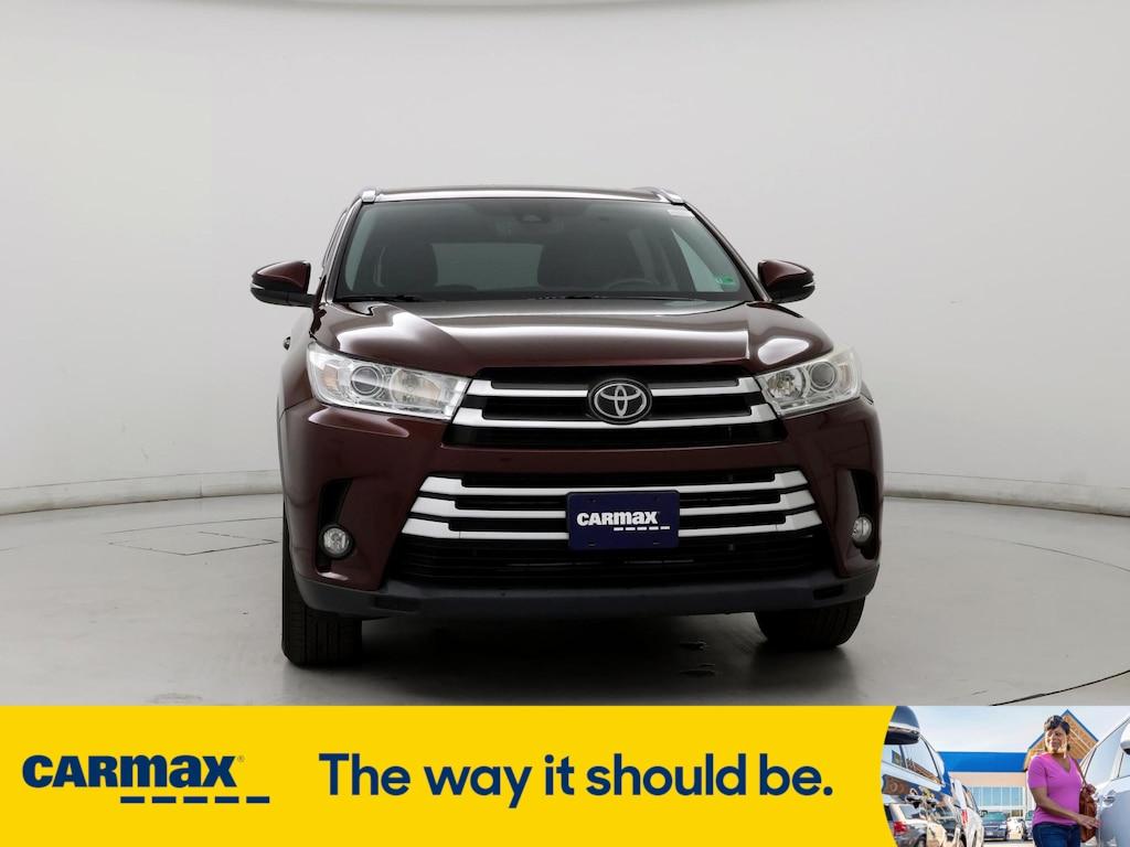 used 2018 Toyota Highlander car, priced at $27,998