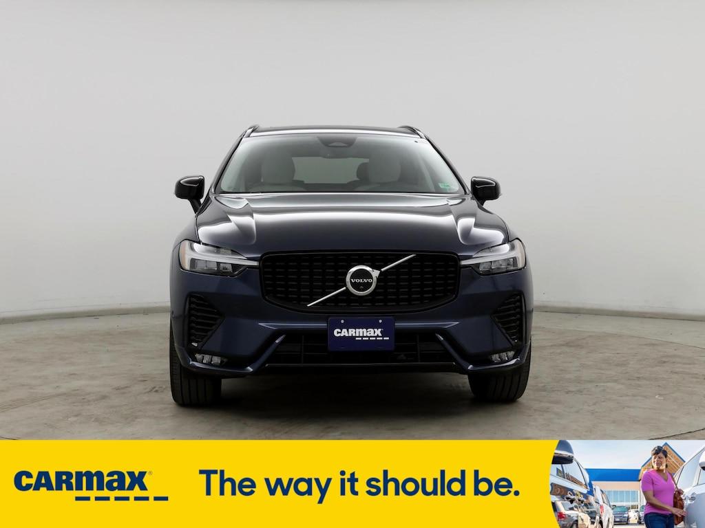 used 2023 Volvo XC60 car, priced at $40,998